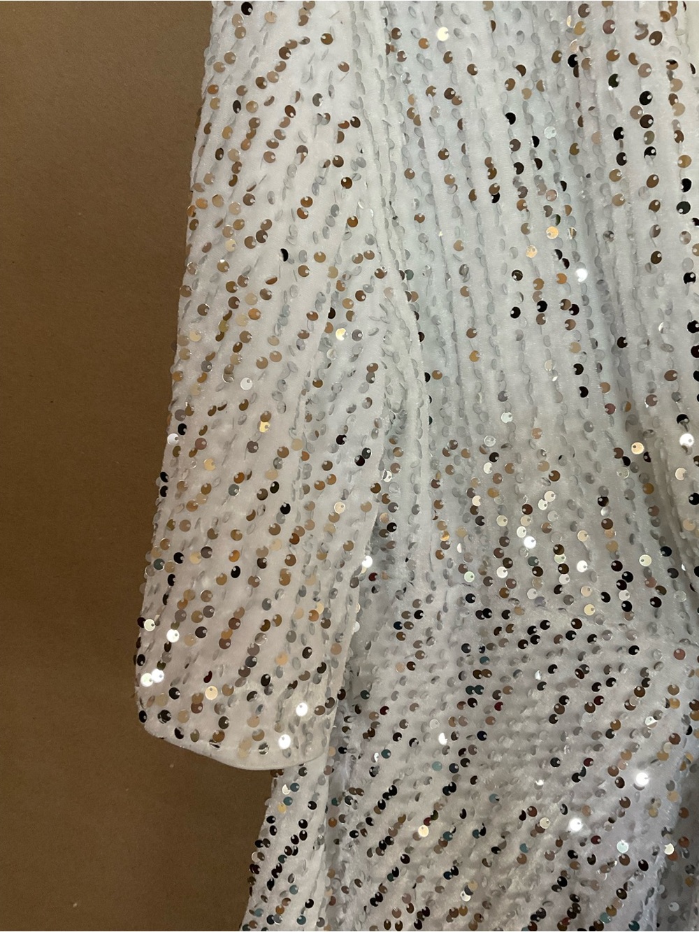 BOOHOO White Sequin V-Neck Party Dress. NWT. Size 16 - Picture 6 of 11